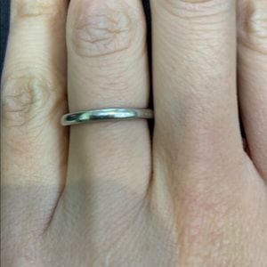 Platinum wedding band, 2mm, size 5